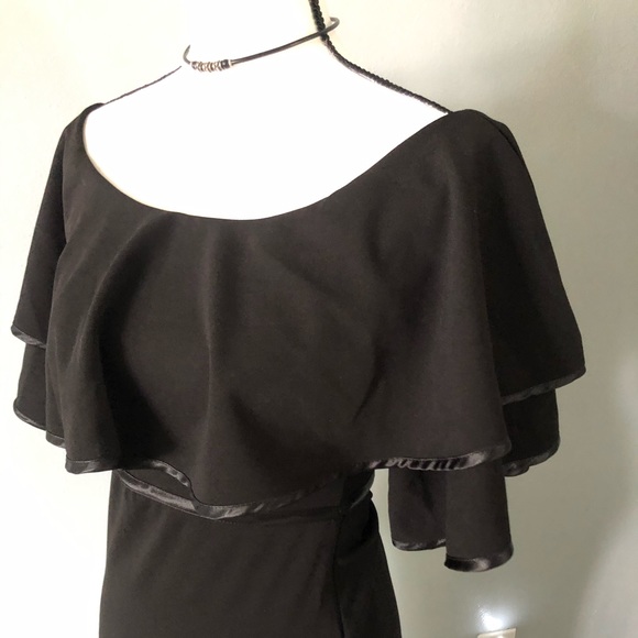 Black Off Shoulder Ruffle Midi Dress SIZE Small - Picture 8 of 8